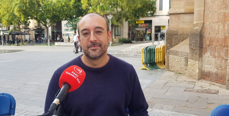 Alberto Capitán en un programació de Ràdio Sabadell sobre el Dia Mundial del VIH | Ràdio Sabadell