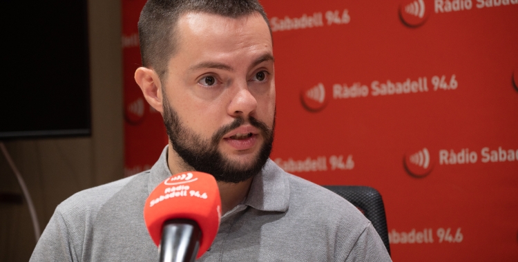 Eloi Cortés, tinent d'alcaldessa de Serveis a les persones, en una entrevista a Ràdio Sabadell 