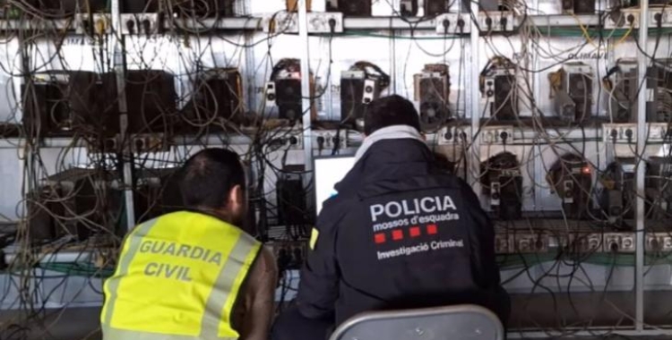 Els Mossos d'Esquadra i la Guardia Civil desmantellen una mineria de criptomonedes