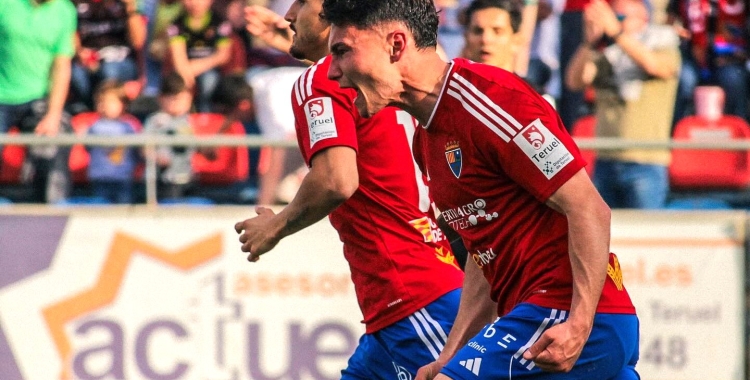 Pascual celebra un gol contra el Barça Atlètic | CD Teruel