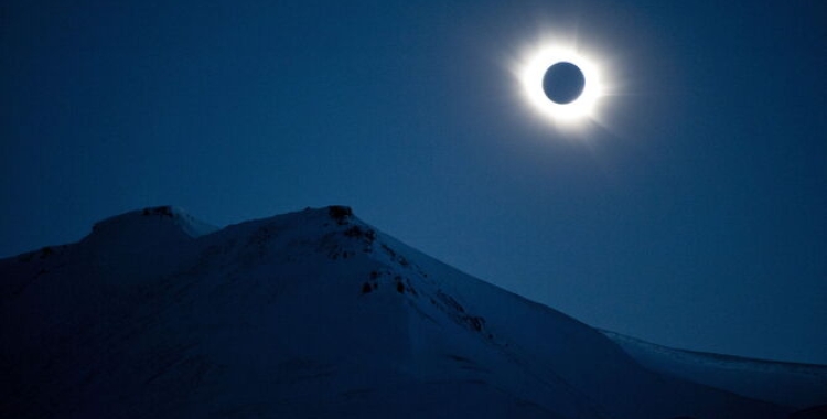 40 sabadellencs veuran l'eclispe solar des de Mèxic