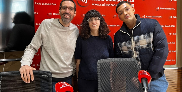 Arnau Solsona, Bea Roig i Egor Chenkurov a Ràdio Sabadell | Mireia Sans