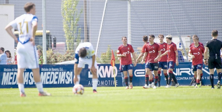 Decepció arlequinada després d'un dels gols del Promesas | Roger Benet