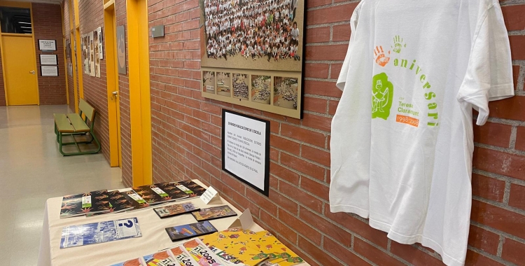 Algunes de les parades que han preparat per l'aniversari al Teresa Claramunt | Júlia Ramon