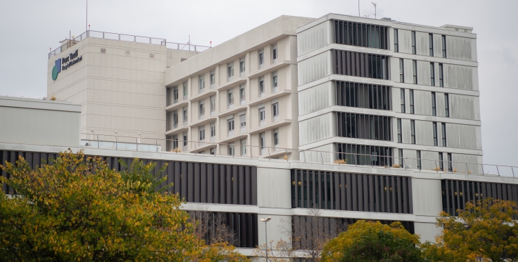 Exterior Hospital de Sabadell, en una imatge d'arxiu | Roger Benet