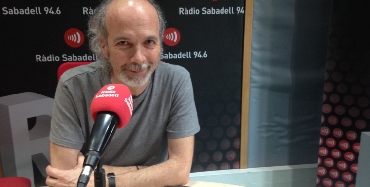 Jordi Fité als estudis de Ràdio Sabadell en una imatge d'arxiu 