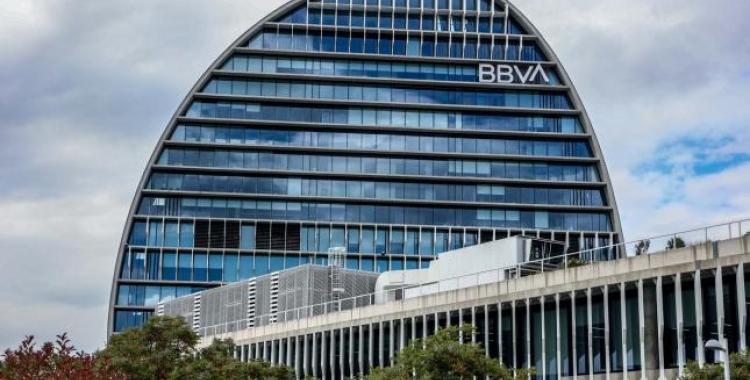 El BBVA es vol fer amb el control del Banc Sabadell