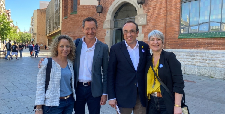 Josep Rull i Lourdes Ciuró demanen el vot a Sabadell