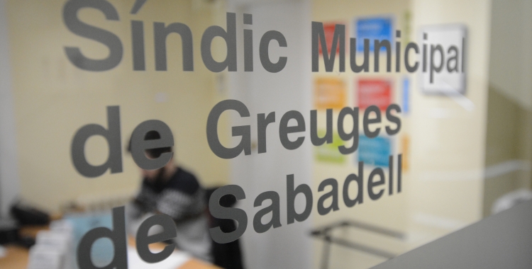 Cartell del síndic de greuges de Sabadell