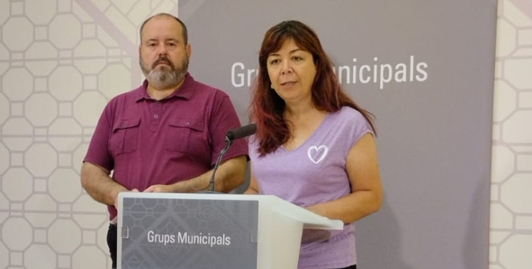 Joan Mena i Alejandra Sandoval a la roda de premsa d'aquest matí 