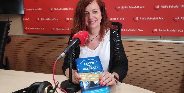 TERESA SAGRERA COLUMNA NESTOR LUJAN