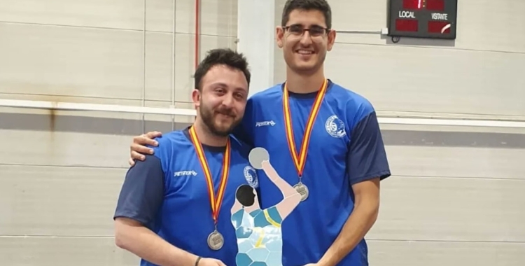 Jiménez, a l'esquerra, al costat de Camilo Caro en el Campionat d'Espanya cadet de l'any passat | @cnsvolei