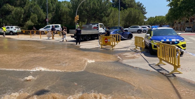 El carrer Adriana durant la fuita dimecres passat | Arxiu