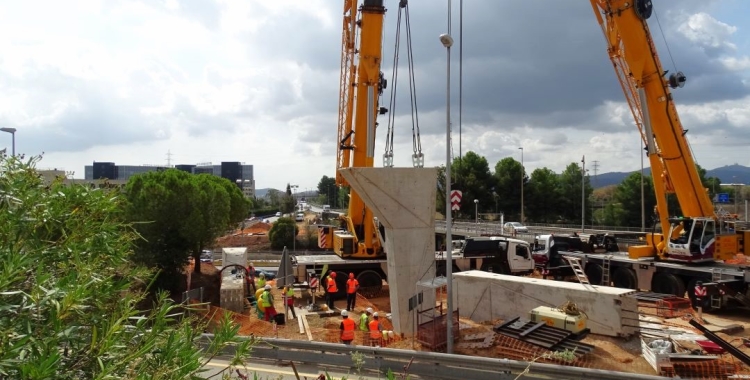 En marxa la contrucció del nou pont del Baricentro