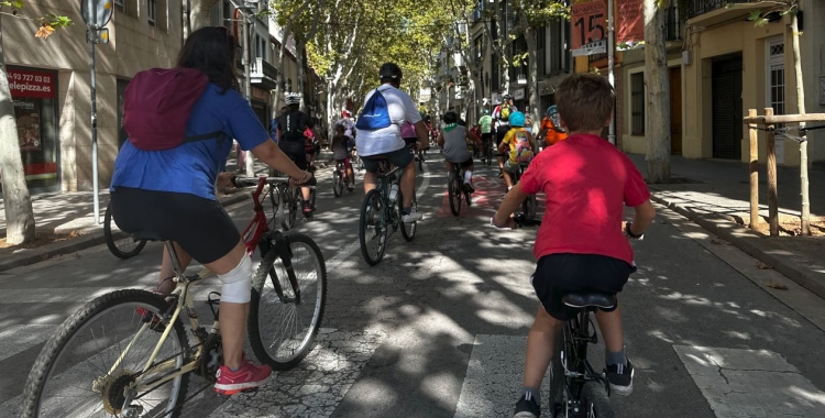 4.000 persones a la Pedalada popular de Sabadell