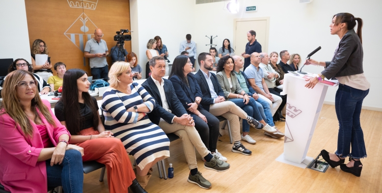 Els regidors del govern de Marta Farrés a la roda de premsa d'avui 