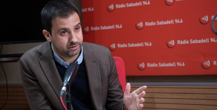 Pol Gibert als estudis de Ràdio Sabadell