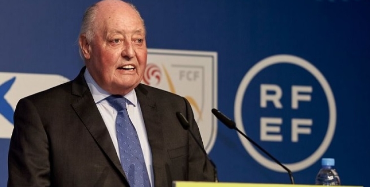 Joan Soteras, amb el logo de la RFEF