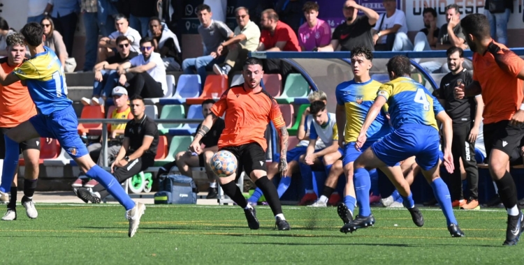 Triomf de la Sabadellenca per 4-3 en el primer duel local del curs | Críspulo Díaz