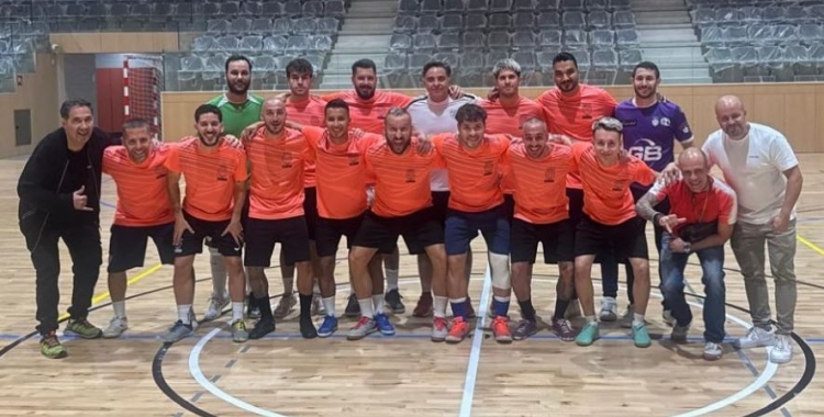 El Grups Arrahona-Nou Escorial en el moment d'inaugurar el Pavelló Oest | @grupsarrahonanouescorial
