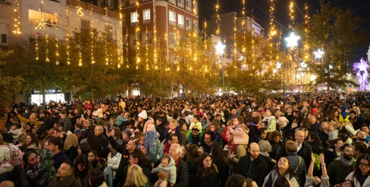 El Passeig de la Plaça Major il•luminat 