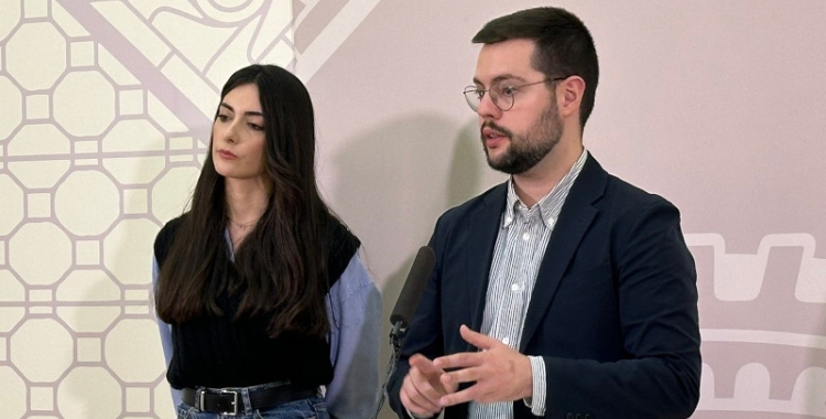 Eloi Cortés i Sílvia Garcia, després de la Junta de Govern Local | Ajuntament de Sabadelll