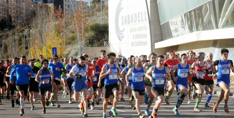 Atletes a la Cursa del riu Ripoll en una edició anterior