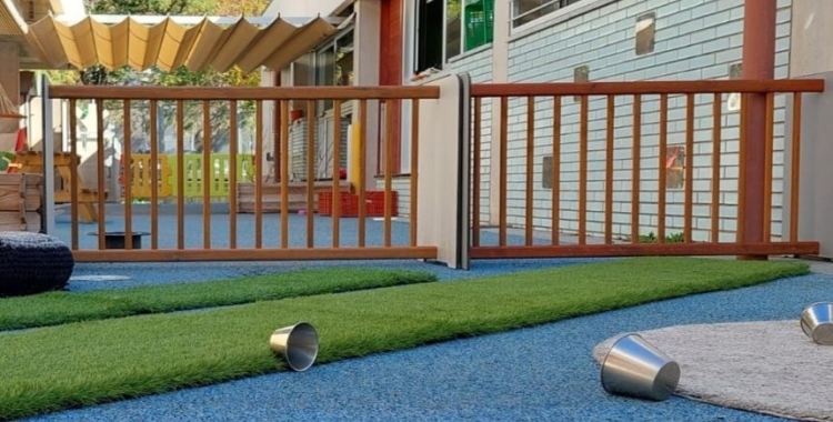 Pati de cautxú de l'escola Can Puiggener | Cedida