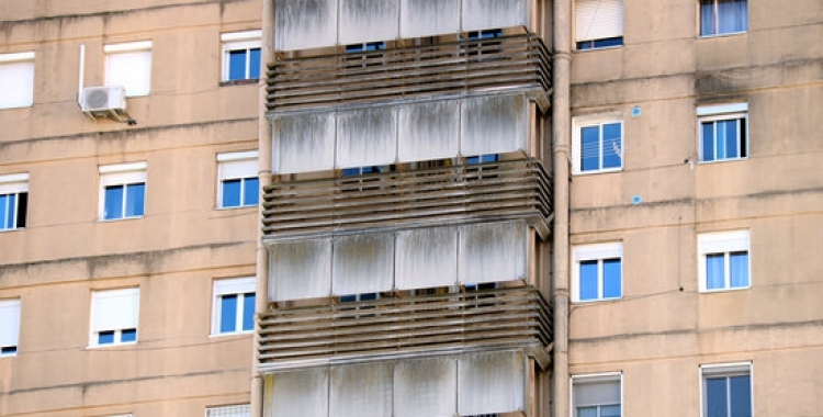Els icònics blocs de pisos de Badia del Vallès | ACN