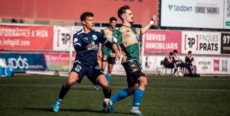 Un instant del partit entre l'Atlètic Lleida i el Sabadell 'B' | @atletic_lleida