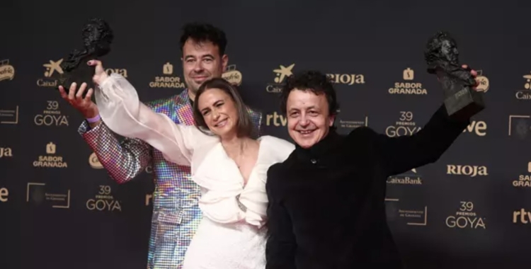 Lluís Rivera, Laura Canals i Ivan López després de guanyar el Goya