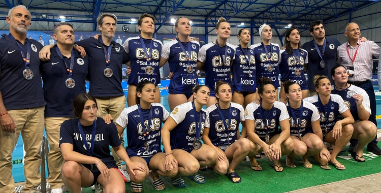 Cares de tristesa a l'Astralpool recollint la medalla de plata | Pau Vituri