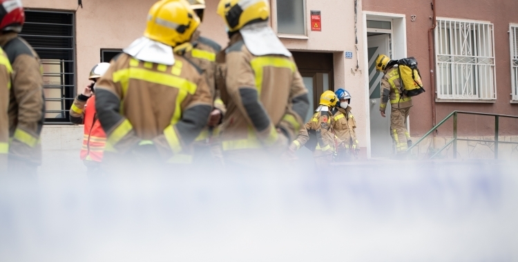Incendi en una casa de Sabadell