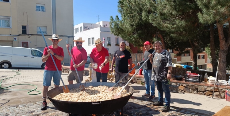 Els veïns de la Serra d'en Camaró, de festa | Cedida