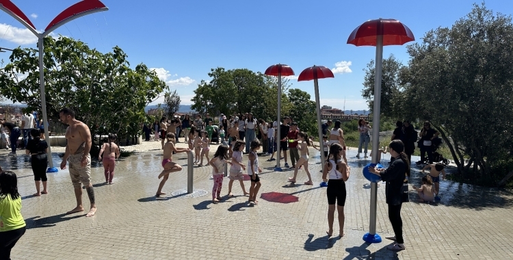 Els jocs d'aigua del Parc de les Aigües | Arxiu