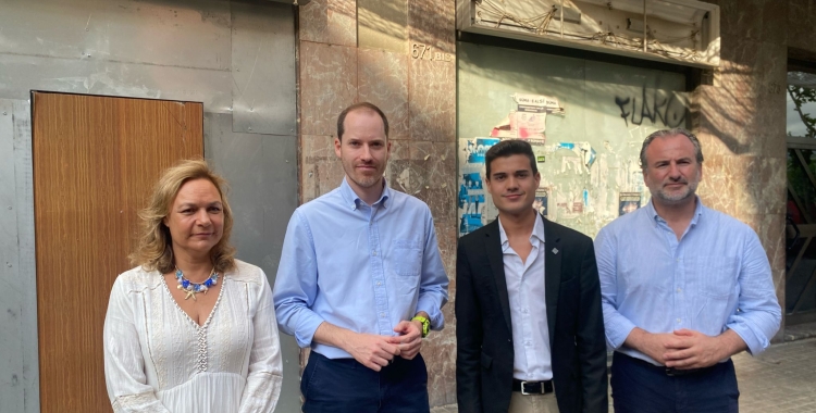 Cuca Santos amb Juan Fernández, Raúl Collbatallé (president del partit a Barberà)