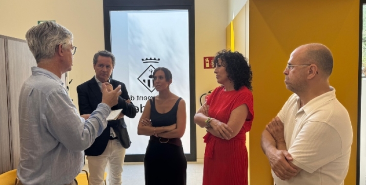 L'alcaldessa i membres de l'equip de govern en la inauguració de l'espai | Ajuntament de Sabadell