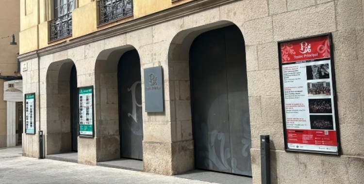 L'entrada del Teatre Principal | Ajuntament de Sabadell