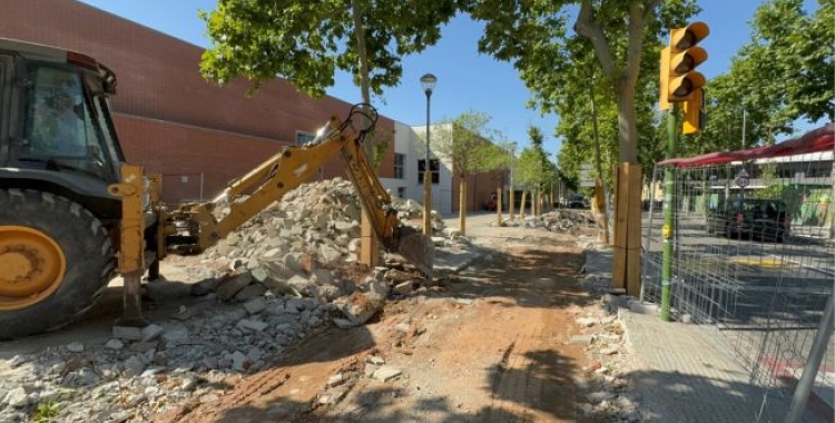 L'actuació ja està en marxa i s'ha d'acabar abans que comenci el curs escolar