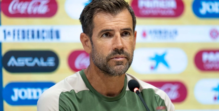 Albelda en roda de premsa a la ciutat esportiva de Vila-real | Villarreal CF