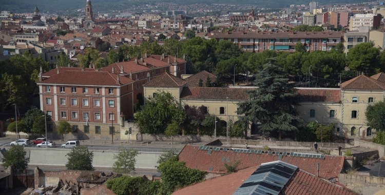 Edifici de l'antiga caserna de la Guàrdia Civil
