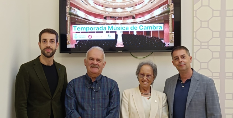 Pau Armengol, Manel Sabés (secretari de JJMM), Joana Soler i el regidor de Cultura, Carles de la Rosa | RàdioSabadell