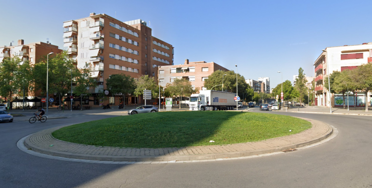 Plaça Còrdova, a Can Llong | Google Street View