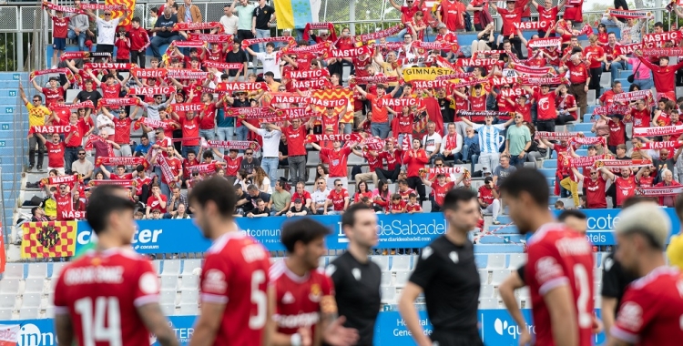 Afició del Nàstic en l'últim duel entre tots dos a la Nova Creu Alta | Roger Benet