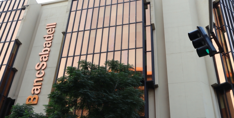 banc sabadell accioniostes opa