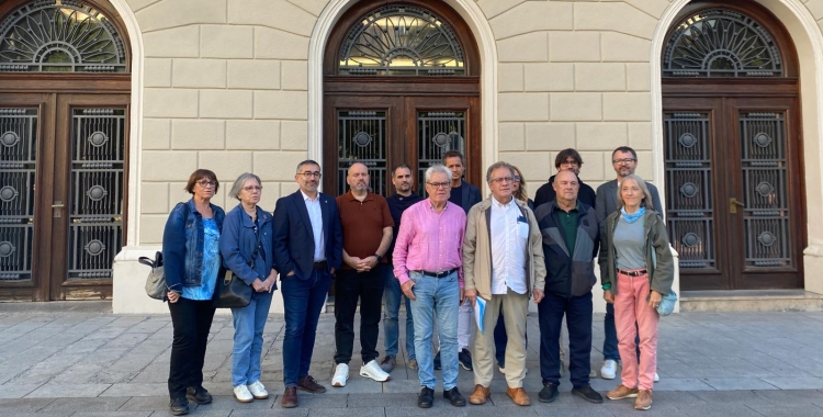 Els representants dels partits polítics i els representants de la taula per la llengua de Sabadell