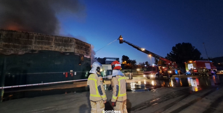 Bombers treballant  | Roger Benet