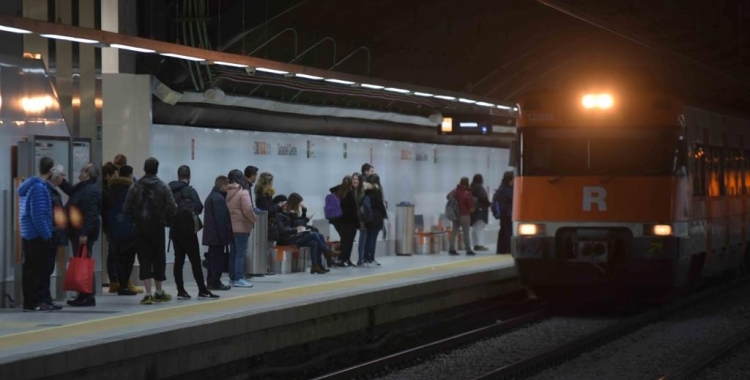 Una estació de Renfe a Sabadell | Roger Benet