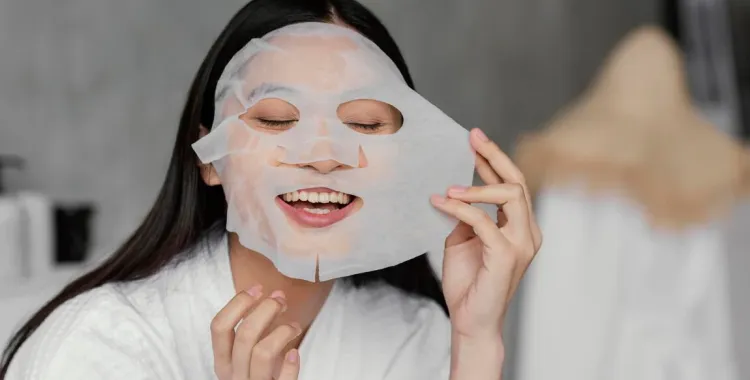 mascareta 'skincare'