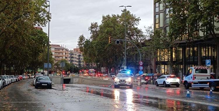 Els ponts 1, 2, 3 i 4 de la Gran Via estan tallats 